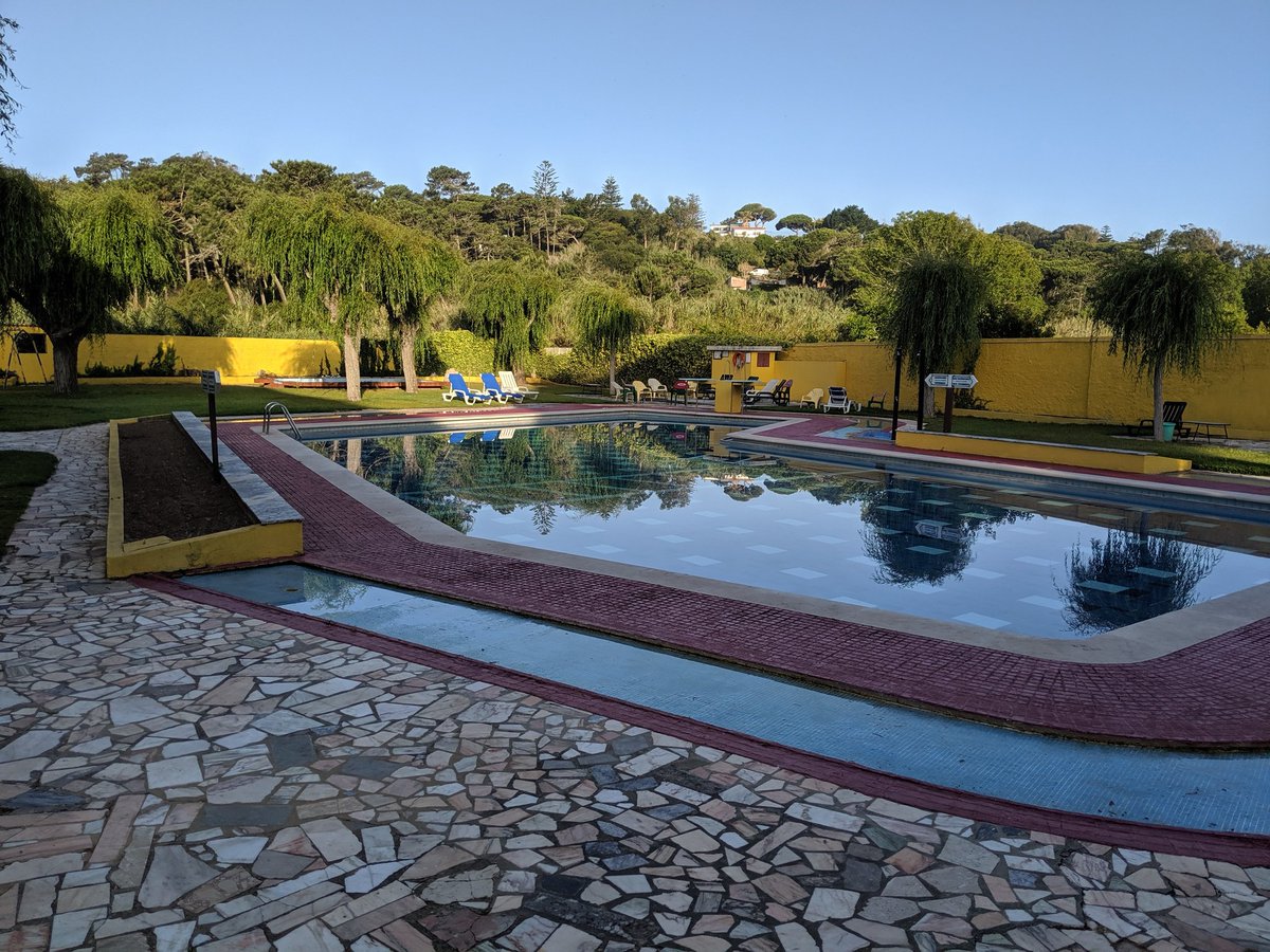 Come and join the Band for the morning service at Colares Salvation Army Hall or later back at the pool. 🌞😁