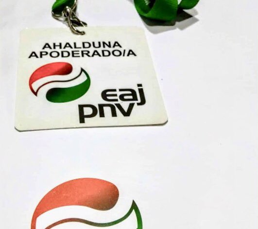 irungoeajpnv's tweet photo. 🗳Iritsi da eguna. Ha llegado el día en el que todos/as las irundarras decidirán que es lo que quieren para Irun ✅ ¿Inmovilismo o seguir avanzando? Eskerrik asko a todos los y las alderdikides que estáis en los colegios electorales de #Irun #26M #VolveraserIrun #emanbideaIruni https://t.co/dhSpr4GiAX