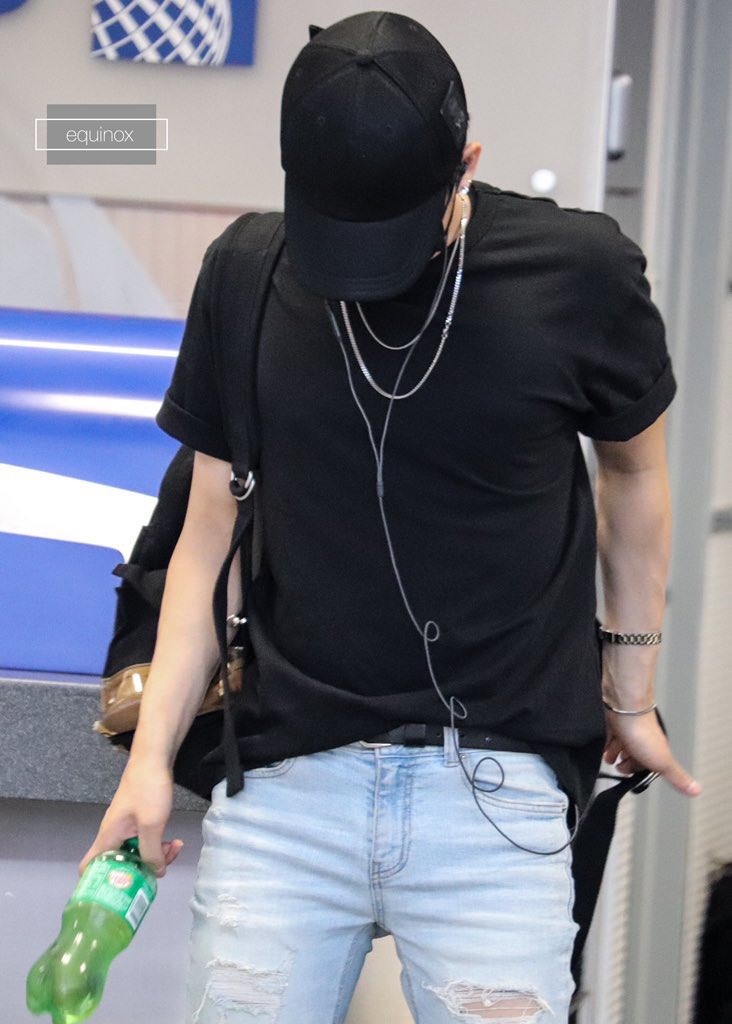 seochangbinpics's tweet photo. 190520 © equinox https://t.co/GgvxIoFxgN