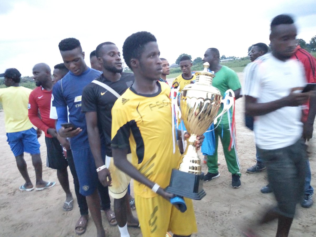 DracorexU's tweet photo. MORE SPARTANS...#cpleagueuniport https://t.co/vvN4OO05i6
