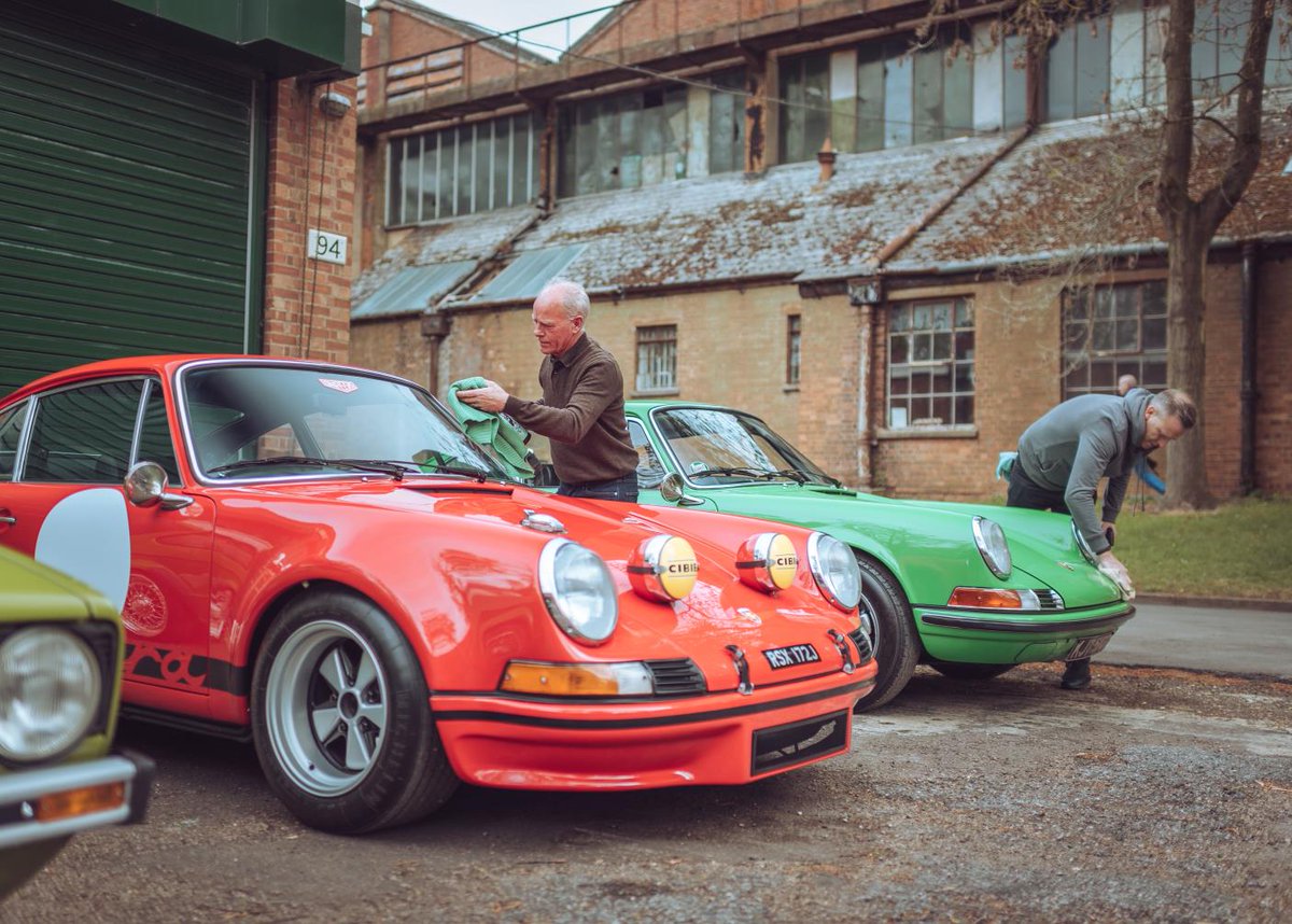 BICESTER HERITAGE ANNOUNCES SUPER SCRAMBLE EVENT tinyurl.com/y4dxgqrj #classicevents #classicdriveins #classiccars #events #carsandcoffee #bicester #scramble