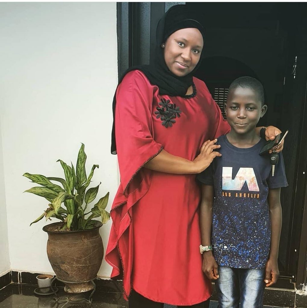 This Almajiri Child who suffered from hunger, malnutrition &amp; diseases a year ago. 

The other picture, is the same #AlmajiriChild with Lallai the lady who picked him, washed him &amp; adopted him as a child. She fed him well &amp; enrolled him in school. 

Watch Video in the next tweet