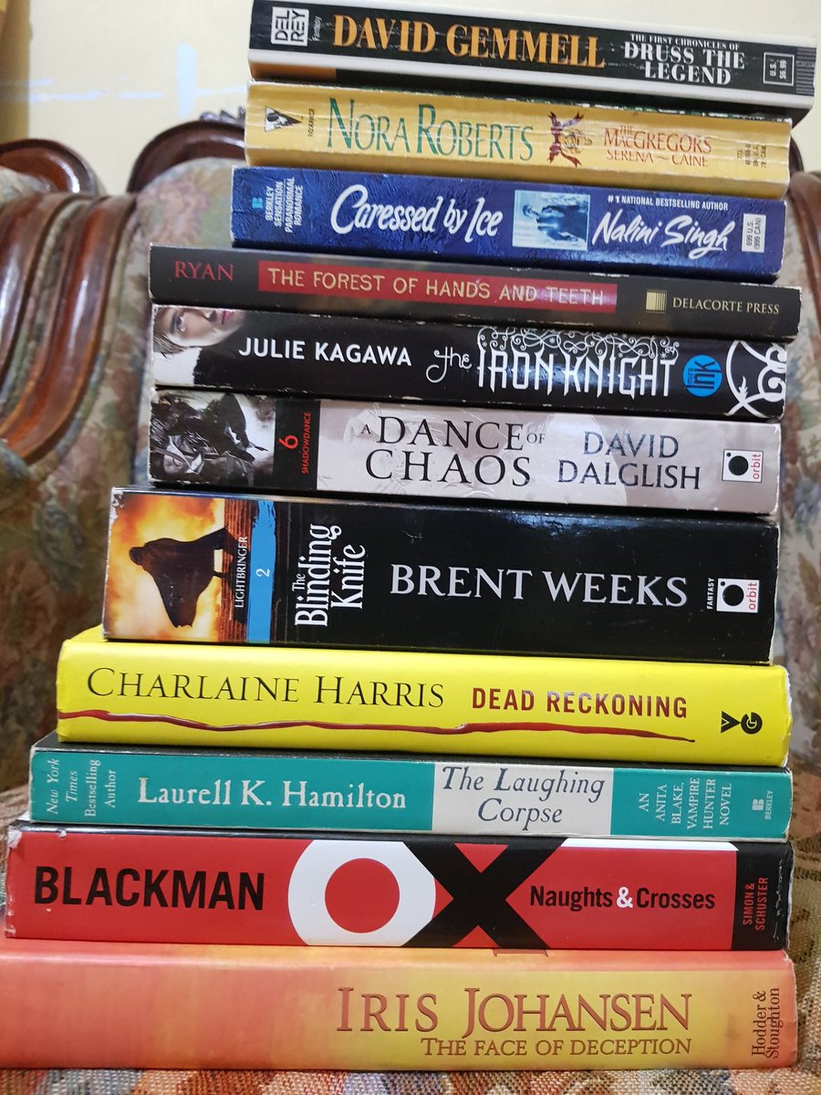 VanessaJhene's tweet image. #bookfinds at Booksale, SM Fairview

Druss The Legend, The MacGregors, Caressed by Ice - P25
The Forest of Hands and Teeth, The Iron Knight, A Dance of Chaos, The Blinding Knife - P50
Dead Reckoning, Naughts &amp;amp; Crosses - P10
The Laughing Corpse - P20
The Face of Deception - P25
