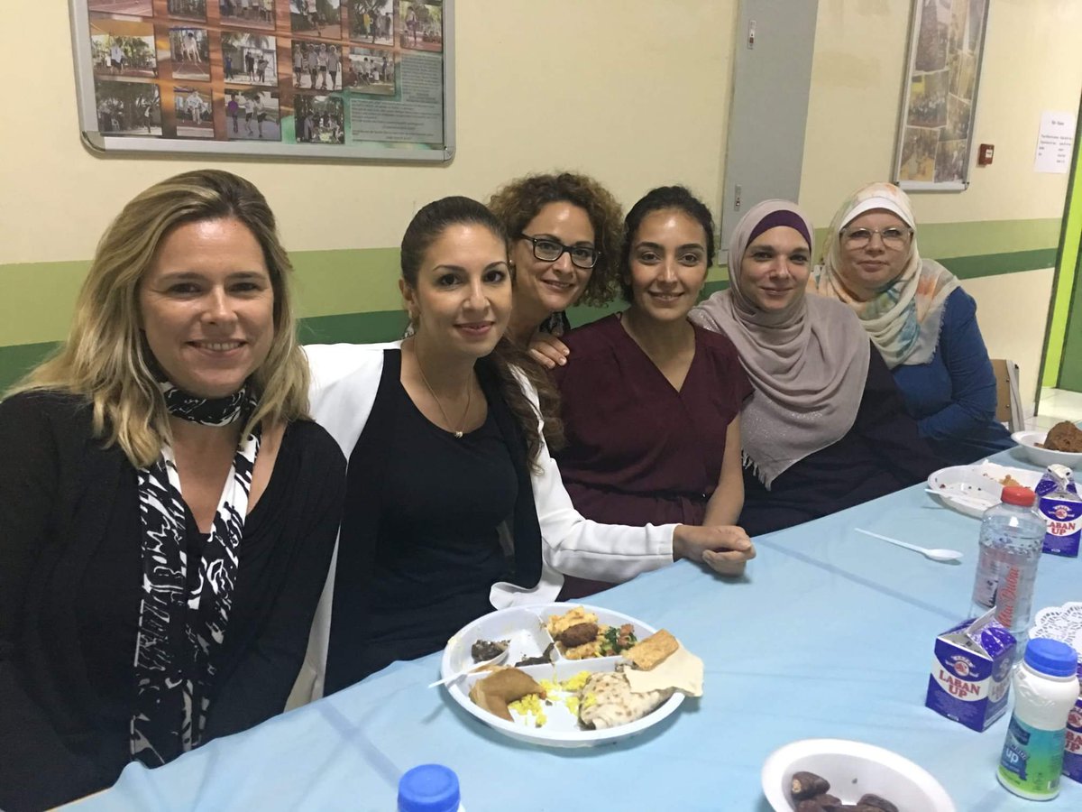 DisSharjah's tweet photo. Iftar at school... 
@dssharjah.org https://t.co/Uzhk1LiB0I