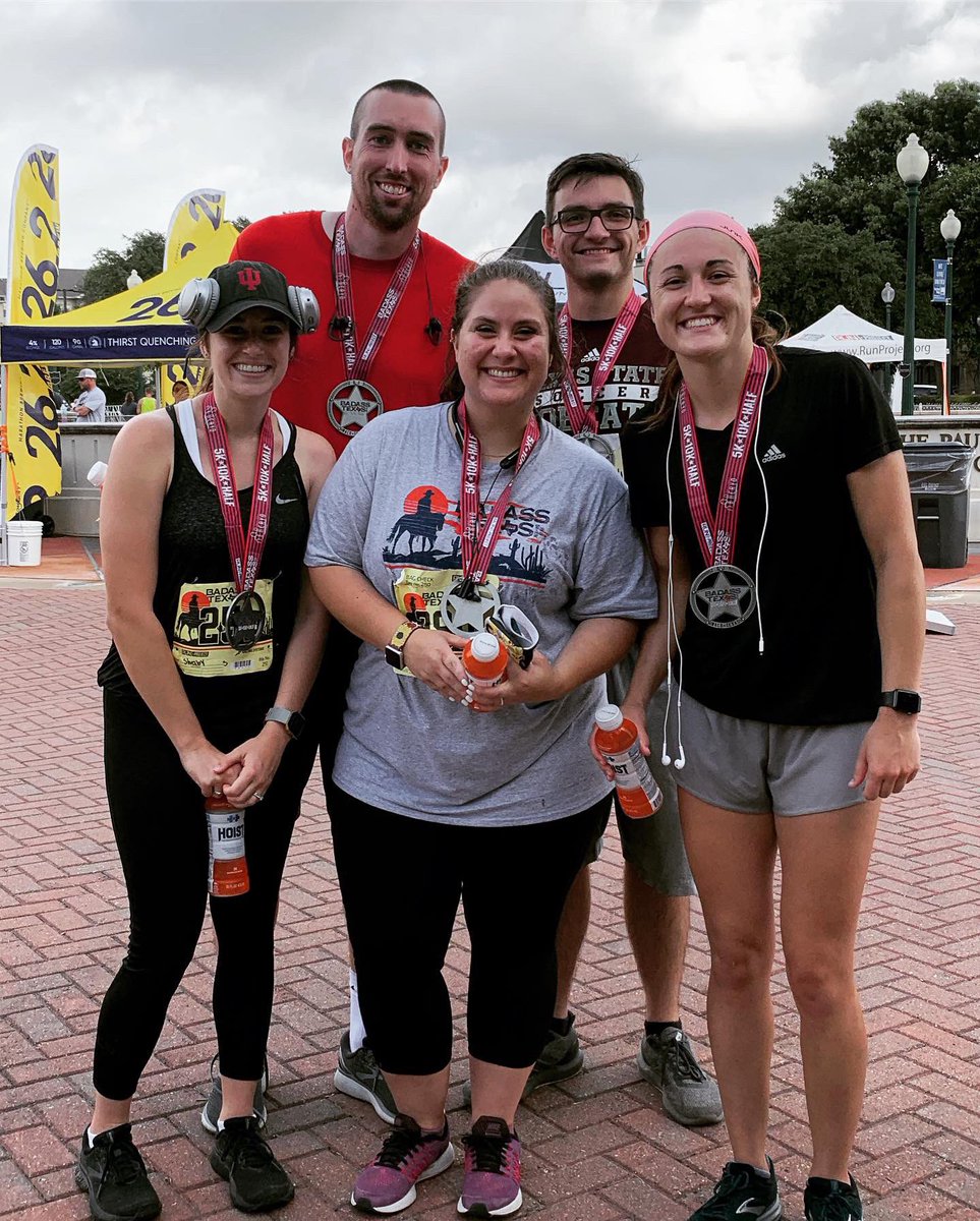 juliannaadinap's tweet photo. Today we ran! So proud of all of us! ๐๐ปโโ๏ธ๐๐ปโโ๏ธ#badasstexas https://t.co/oJ7bQwBujH