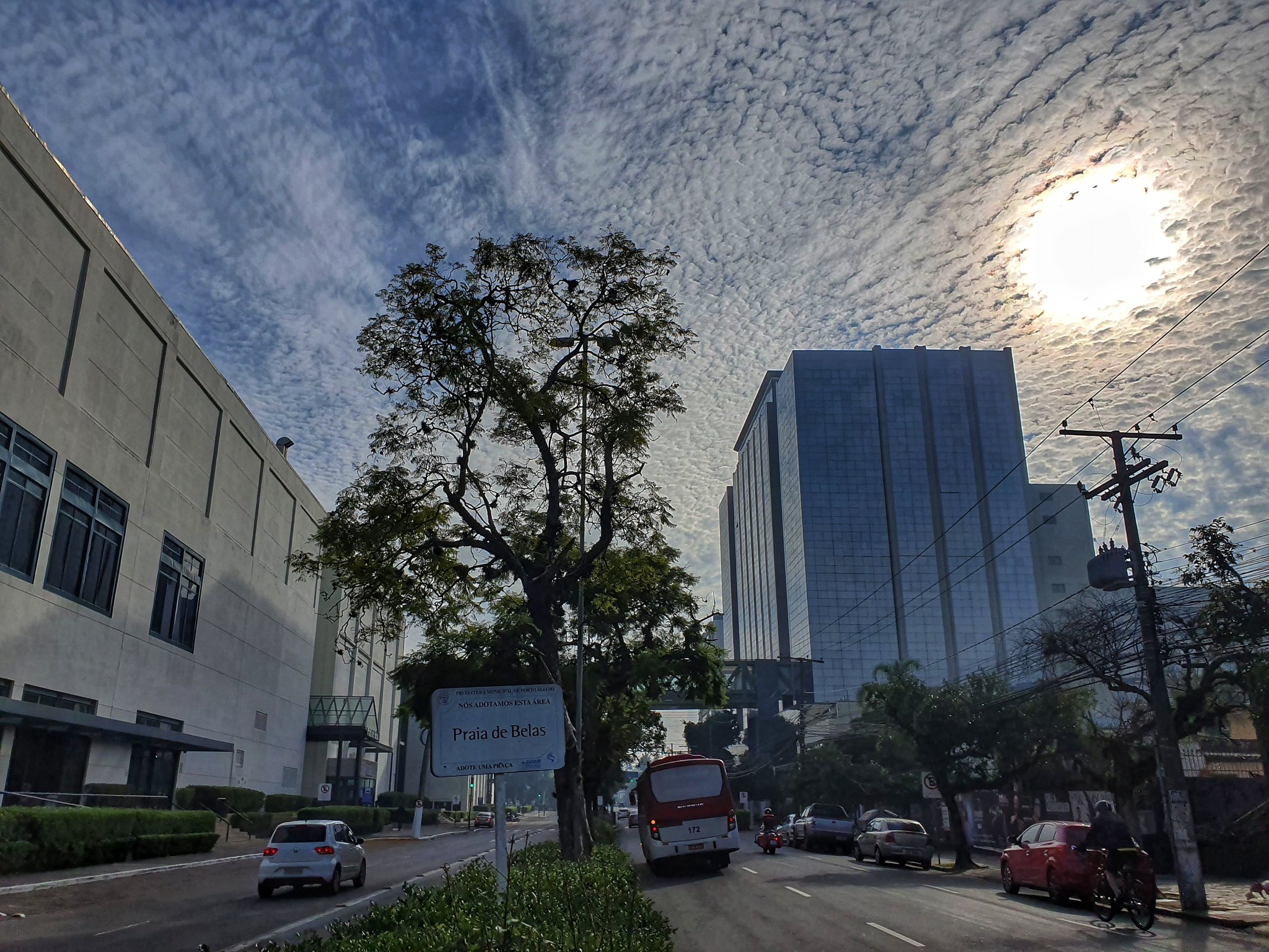 D7f0qbzX4AAGcDN.jpg:large