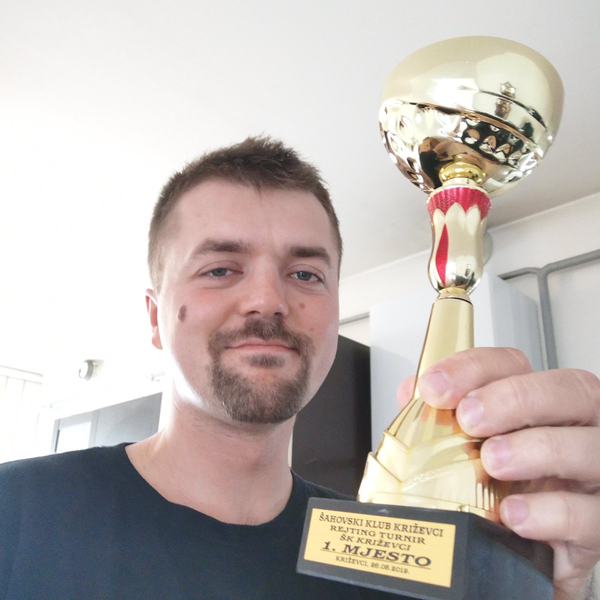 agadmator's tweet photo. Won my CM title today.
I was very close some 7 years ago, but these things are not to be rushed :) https://t.co/VlRY8flkiz