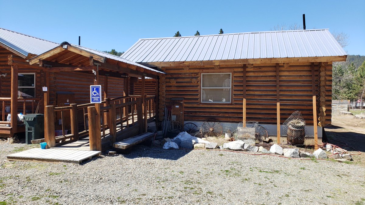Delta9House's tweet photo. Next to our 420-Friendliest https://t.co/xli6sziTBm in the mountain town of Sumpter, Oregon, is The Log Cabin Restaurant, serving coffee at 6am daily, breakfast at 7am. Next to the restaurant is The Coughie Pot dispensary. So... GRASS - FOOD - LODGING! https://t.co/QfO2txHmAO