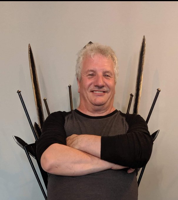 JohnJohnstath's tweet photo. Got to sit on an iron throne #denthreesixty https://t.co/s3mHL9JaHA