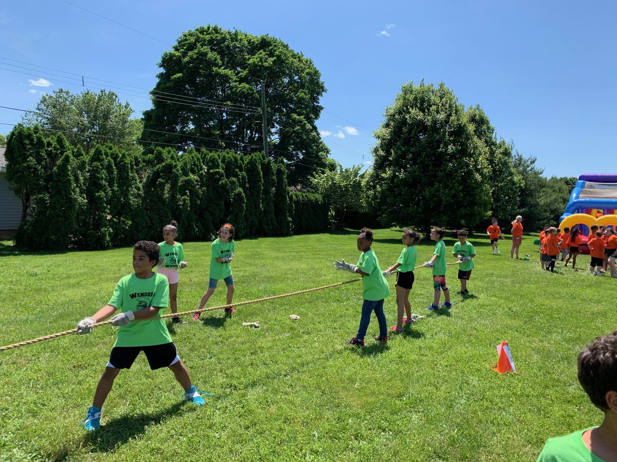 Beautiful day for Third Grade Event! ⁦<a href="/HayshirePOWER/">Barb Snare</a>⁩ ⁦<a href="/HayshirePto/">Hayshire Elementary PTO</a>⁩