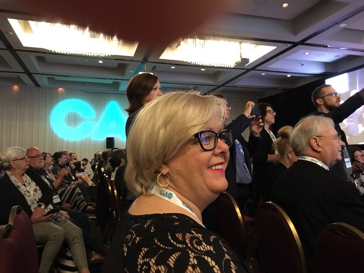 Ce matin au Conseil Général de la CAQ avec des collègues députés, des bénévoles et les membres de mon équipe! #CG2019 #CAQ2019