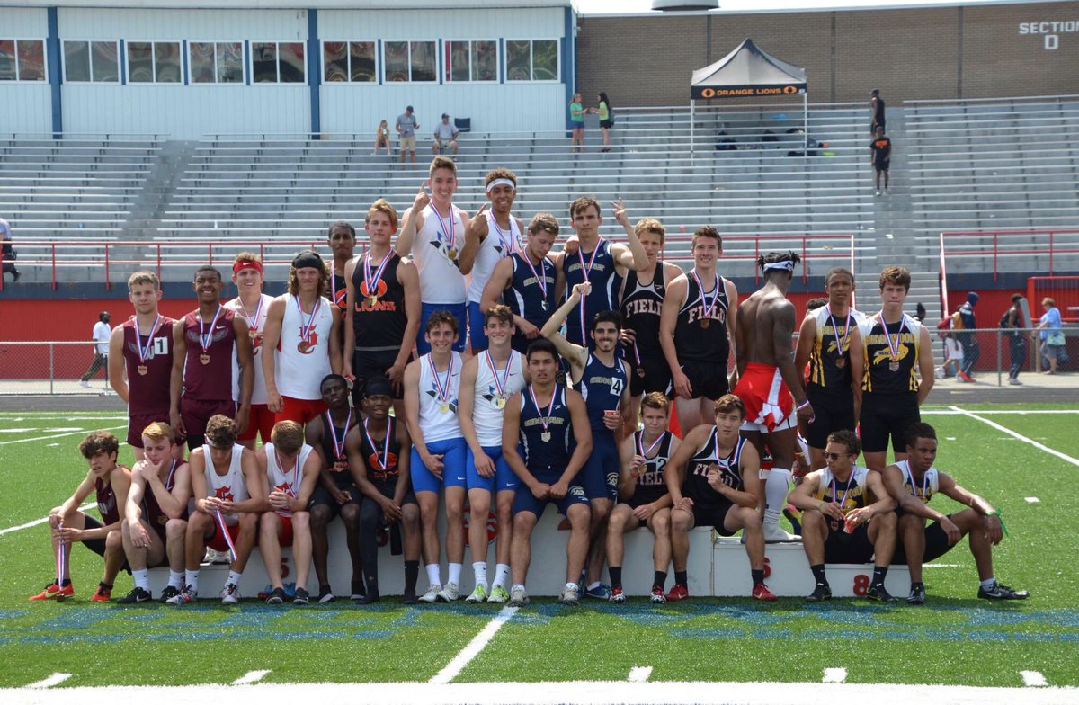 falconathletes's tweet photo. State bound 4x400. Great job boys! https://t.co/KFD2OaZSbm