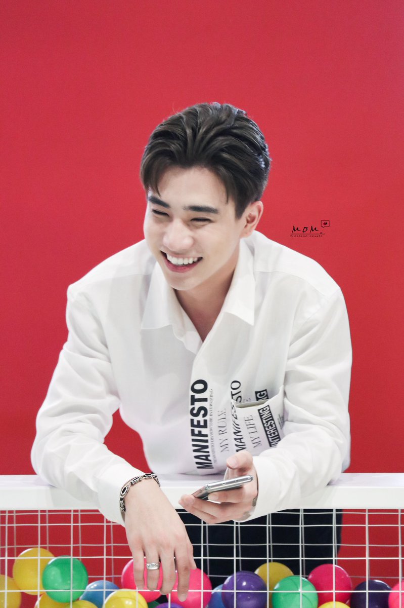PS_MoM_ChinaFC's tweet photo. แม้ตัวห่างไกล แต่ใจเรายังใกล้กัน ตอนนี้

 #PerthSaintxTrigon https://t.co/H64hL0jSZJ