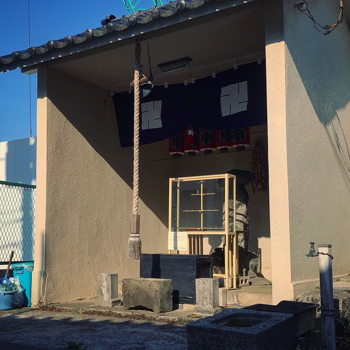 aruite_net's tweet photo. 石棒さま。正式名称は塔山庚申塔。
中野区の平和史跡に指定されています。

https://t.co/9xUYGytNLe
#中野区 #nakanoku #nakanotokyo #tokyo #japan
#中野区観光 #nakanotrip #nakanotravel #tokyotrip #tokyotravel #japantrip #japantrip 
#japanphoto #tokyophoto #nakanophoto 
#庚申塔 https://t.co/f9ehTrtTBV