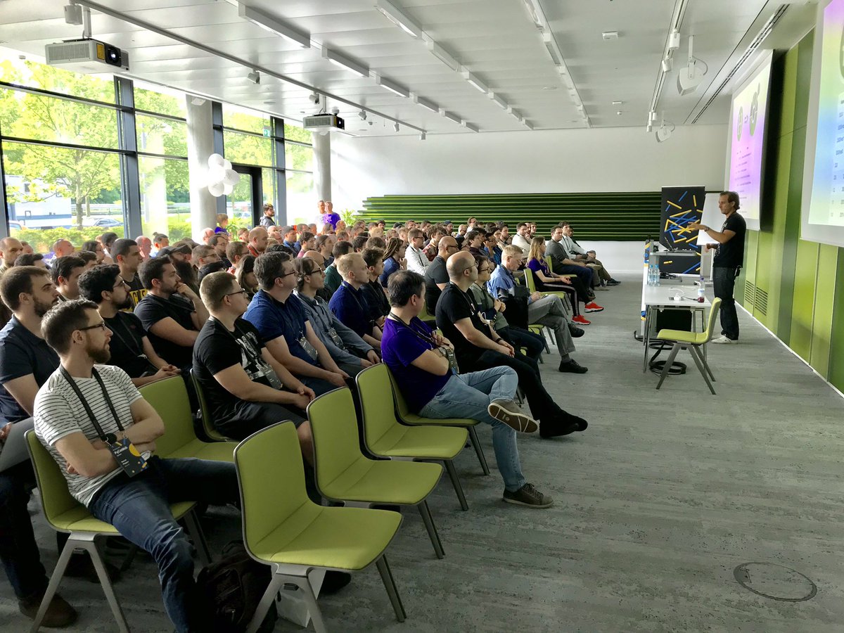 pyconweb's tweet image. The opening keynote by @nzupan 👍#pyconweb19 #pyconweb