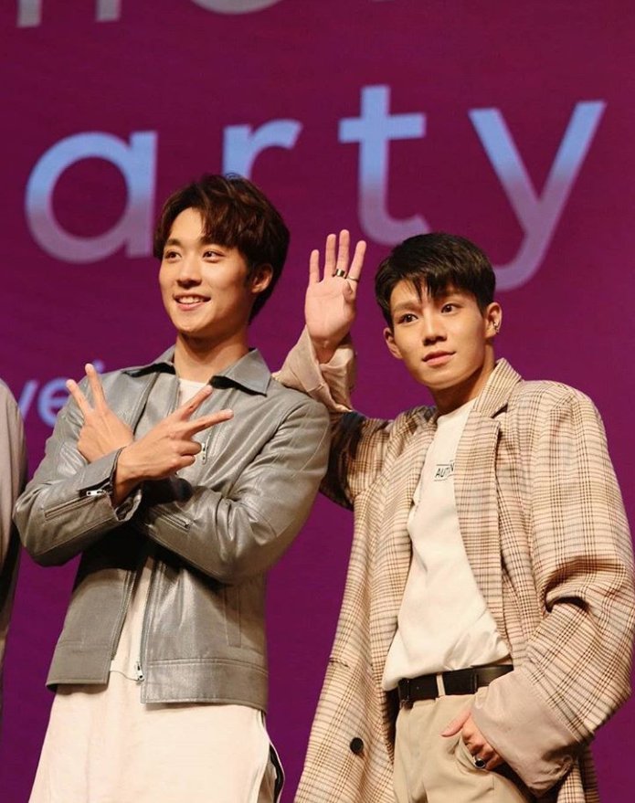 kkkd2036's tweet photo. So cute.....😭 o<-<

Cr. weibo
#HIStoryParty #HIStory3
#HIStory3Trapped #HIStory3圈套 https://t.co/DTUoRs5vCn