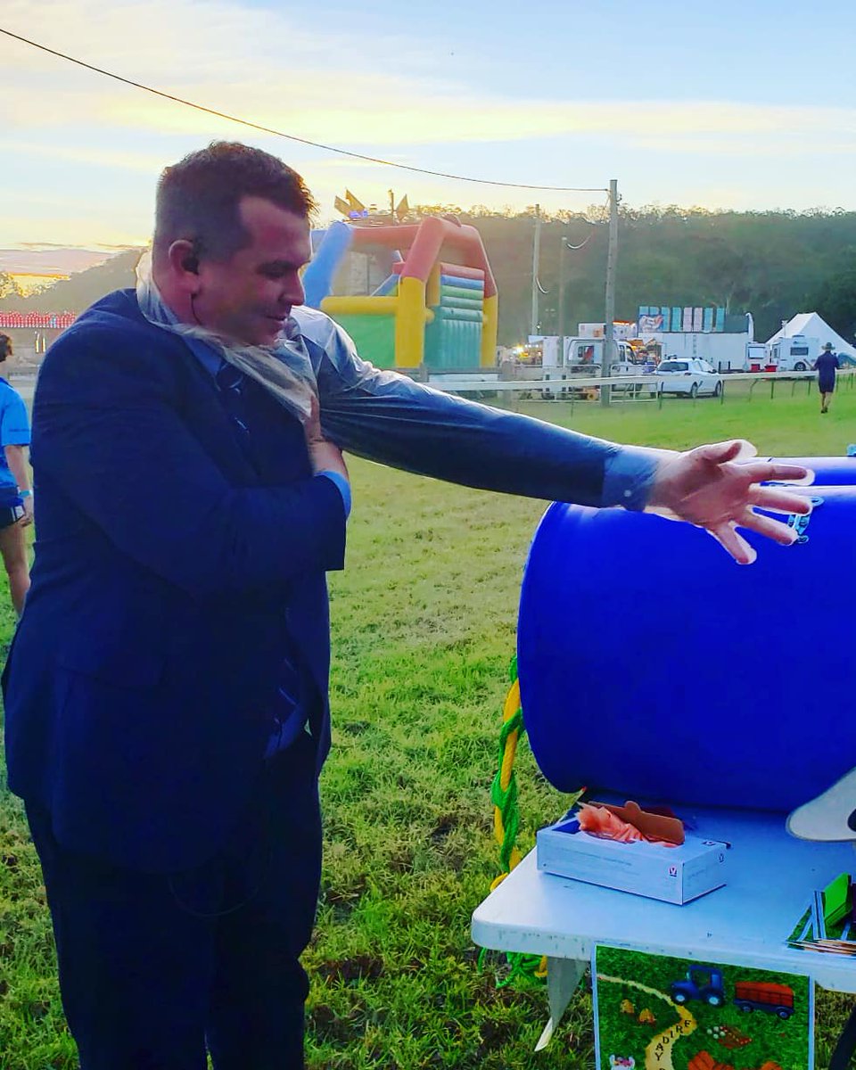 AussieCattleKid's tweet photo. The preg testing challenge-a great addition to young farmers challenges and Ag education trails! #GloveUp #PalpationNation #PregTesting #PregTestingGloves #PalpationSleeve #PregTestingCows #PregTesting https://t.co/pNyowKx9uz