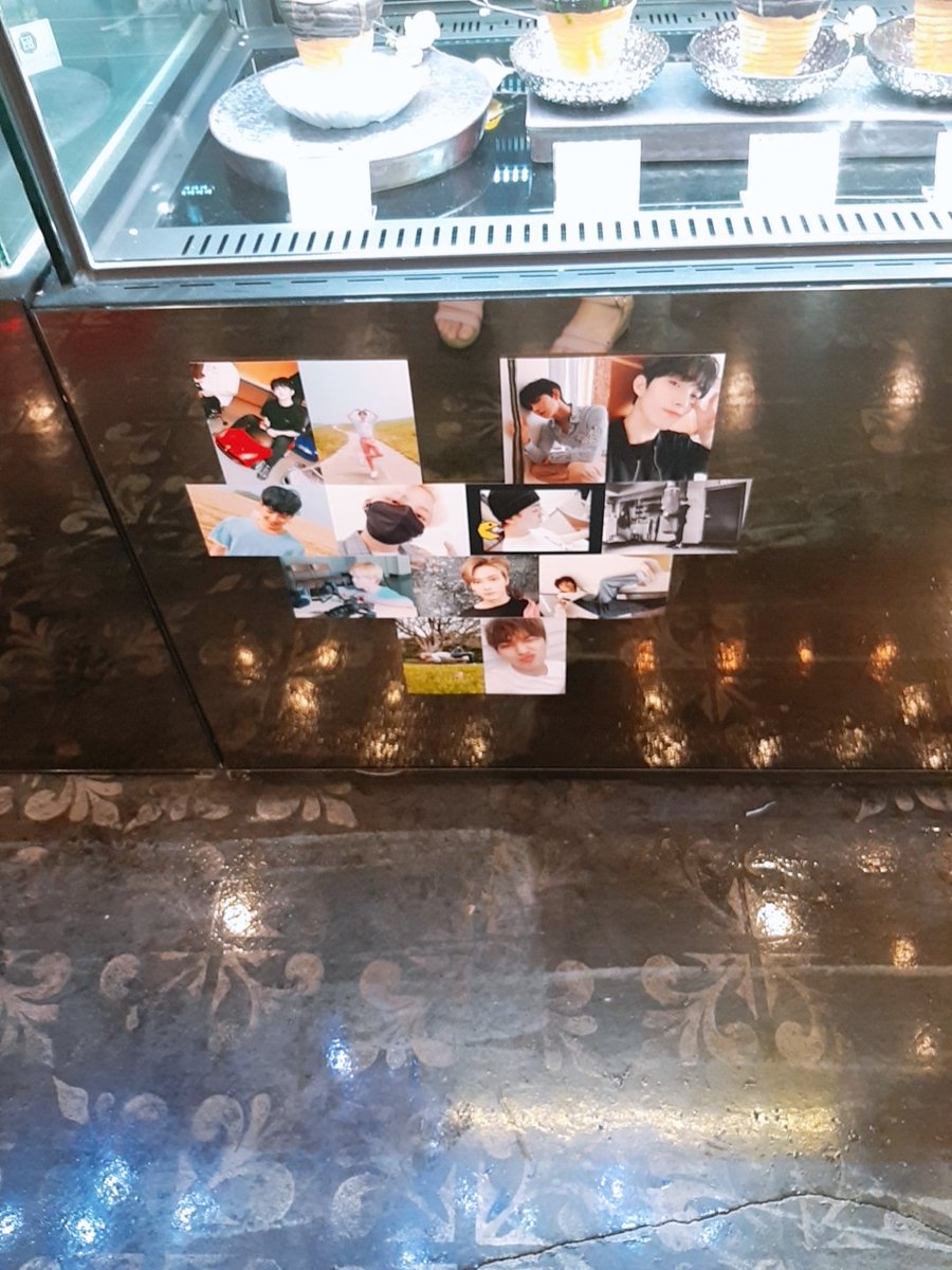 ysg0210_0419's tweet photo. #찬란한_앞날을_응원해
#세븐틴
카페 찾느라고 한참 찾아해멨지만
들어오자마자 넘 이뻤어요ㅎㅎㅎㅎ
거기다가 특전까지 주시다니 진짜 
넘 감사해 몸둘바를 모르겠어요ㅎㅎ https://t.co/eWjEB2fk9z