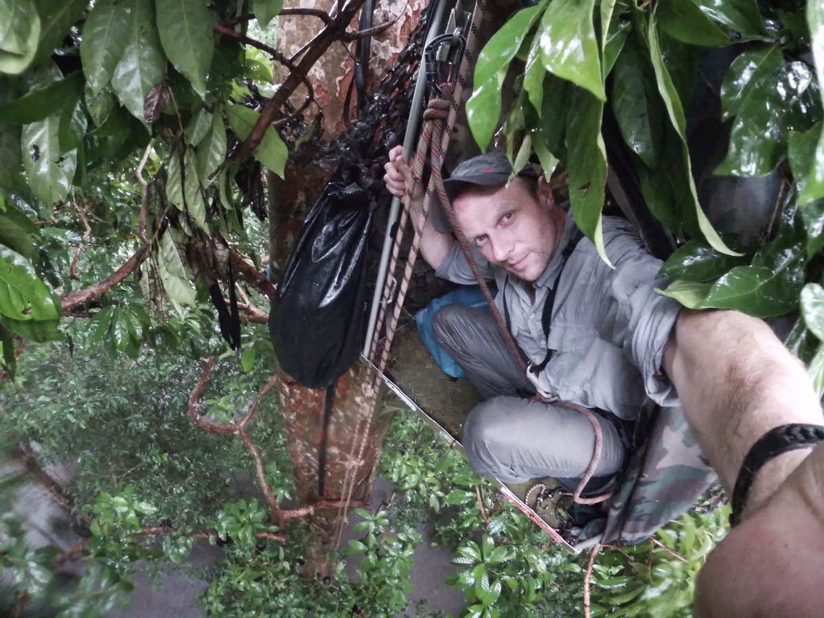 Unsurprisingly, it rains A LOT in the #Amazon flooded forest. My canopy camera position is water-proof to a point, but sooner or later the rain gets in. On the plus side, heavy downpours offer me a chance to grab a bit of much needed fresh air. #BBC #Primates #NaturalHistoryUnit