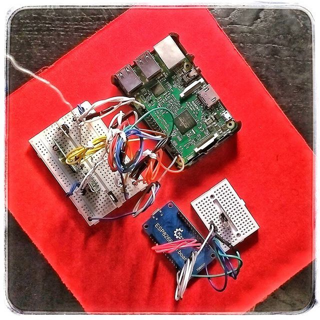 Weekends... 😂
#makersgonnamake #makers #raspberrypi #pi3 #wiring #breadboard #sensors #esp8266wifi #433mhz #transmitter #receiver #antenna #button #rgbled #ldr #photosensor #iot #domotica #smarthome #diy #mqtt #python #coding #share #👾 #🔨 #🔧 instagram.com/p/Bx7CE1mobiQ/