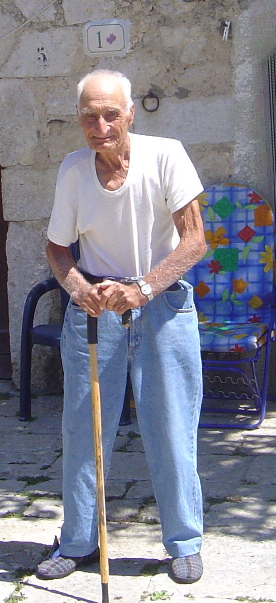 Nando9687's tweet image. Questa stagione dell’Inter non è stata stressante, lo afferma Nando 32 anni