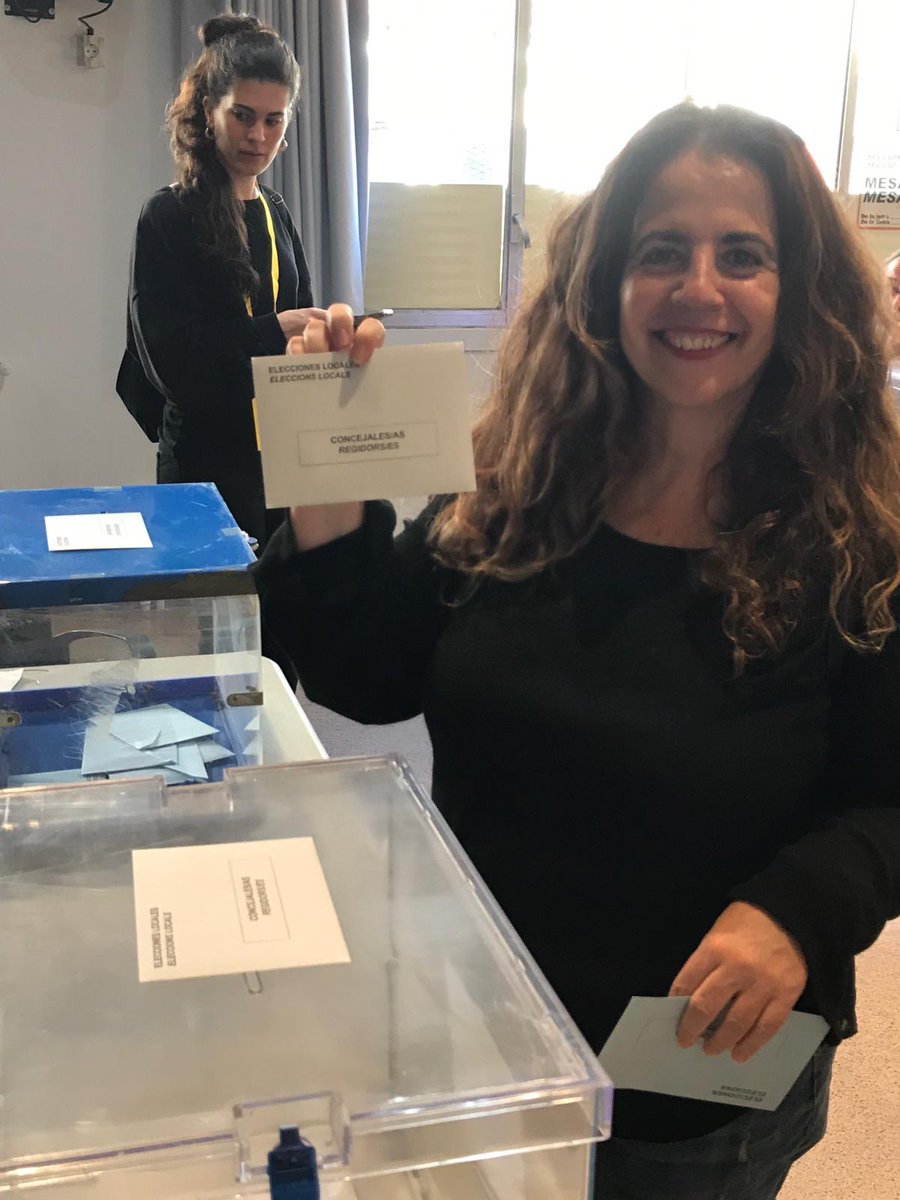 cupsantcugat's tweet photo. #GOVERNAT ~ @LourdesLlorente també ha votat amb el #SomriureCUP #Atrevides26M https://t.co/zF7n1nCvuO