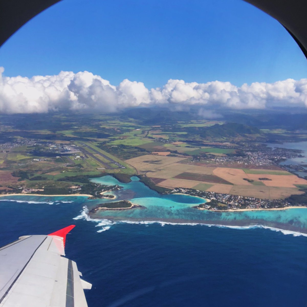 beachcomberuk's tweet photo. Not long till @Maclaren19 and the lovely #ScottishTravelAgents from @BonnyTravel House of Travel @ScapaTravel @StewartTravelGr and Travel Actually discover #Mauritius 😍
Have a great trip and enjoy #BeachcomberExperience at our hotels in #Mauriitus @emirates
📸 camilagolin https://t.co/WbDLdy5qPz