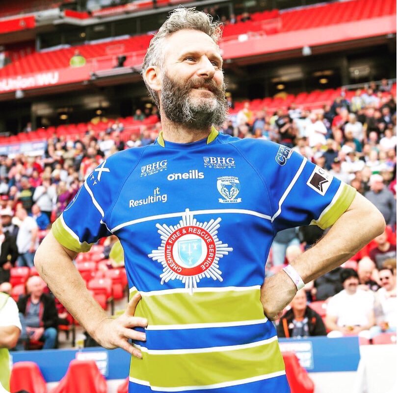 Fire_Choir's tweet photo. So great to see our @CheshireFire supporting  @WarringtonRLFC  Physical Disabilities Rugby League and the fantastic @adamhillscomedy wearing the shirt. #lastleg #firechoir #SingOut https://t.co/8NwmpMqkMK