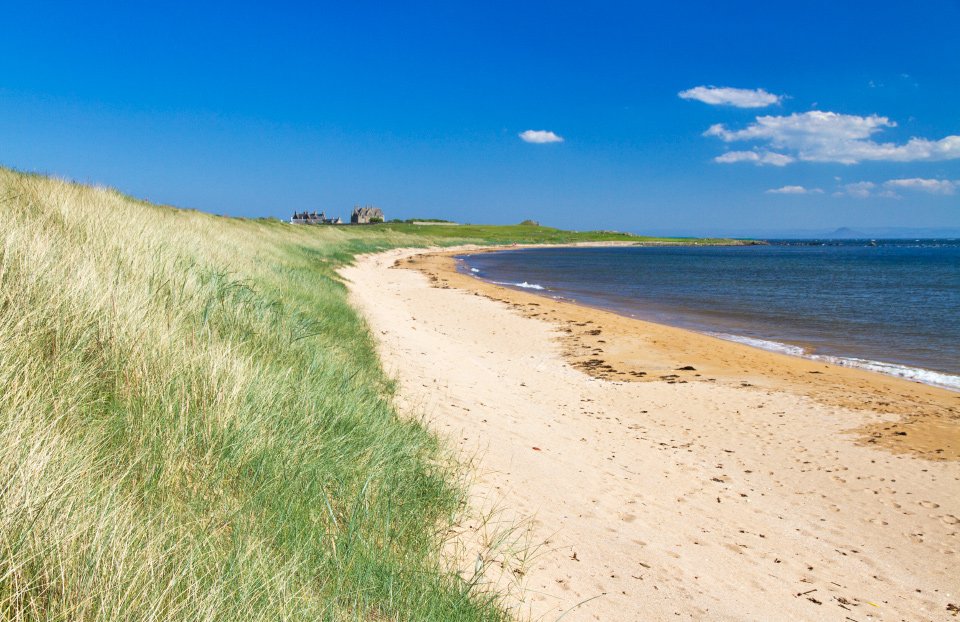CountrysideBen's tweet photo. Fancy a coastal walk in #Fife on Sun 2nd June? I'm leading a free 7 mile circular walk from Elie, taking in the little-known loch at Kilconquhar, the highest point on the Fife Coastal Path (Kincraig Point) and the beautiful beach at Earlsferry. Book via https://t.co/dw8rpmuhOr https://t.co/6BJt8Nb3go