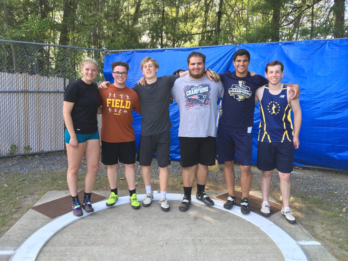 twilightthrower's tweet photo. Our High School Hammer Throwers from Wednesday’s Meet. We are happy to provide this opportunity to the future of our sport! https://t.co/kR6t9Vm5M3