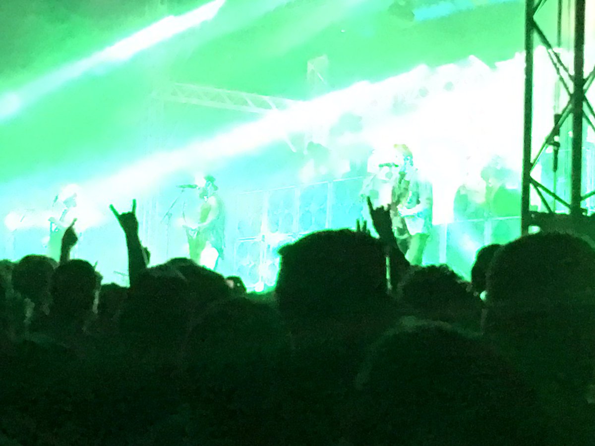 EmmaGabb93's tweet photo. What a blast #Slamdunk2019 https://t.co/VaUfQvnQSS