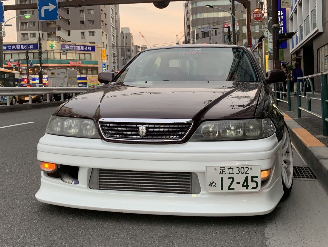 車チーム 車チーム