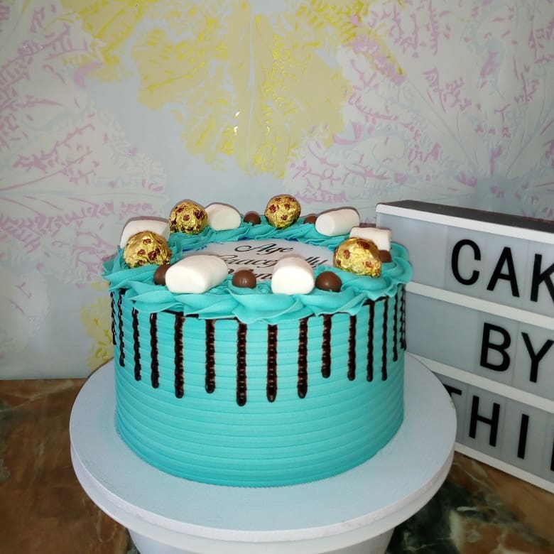 cakesbyruthieee's tweet photo. Sunday(s) are special🎶
You can only get the best from us!  #birthday #blue #beautiful #moistcakes #buttercream #bespokecakes #makeyoureventstandout🎈#order #womencake #cakeforher #lifeofanentrepreneur #hustlersquare #rossetcake #sundaydelivery #IjawTwitter #IjawTwitterCommunity https://t.co/2v8itOMPQ4