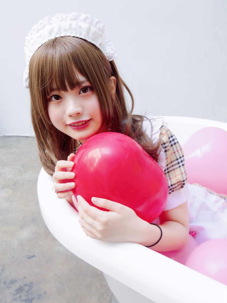 usonohito's tweet photo. 2019.5.25 Fantasia撮影会 2部
まめだいふく (@poyodaifukuya )
#まめだいふく #Fantasia撮影会 #撮影会 #メイド服 #嘘ノフォト https://t.co/sFEDMqysYt