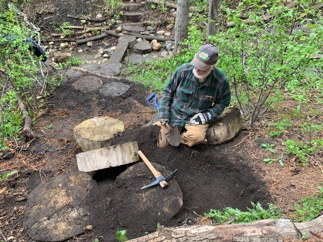 ShaganappiComm's tweet photo. Great day for park revitalization. Thanks to @Park_People and @TD_Canada, and to the residents of Shaganappi Community https://t.co/U3o9EFW2ZY