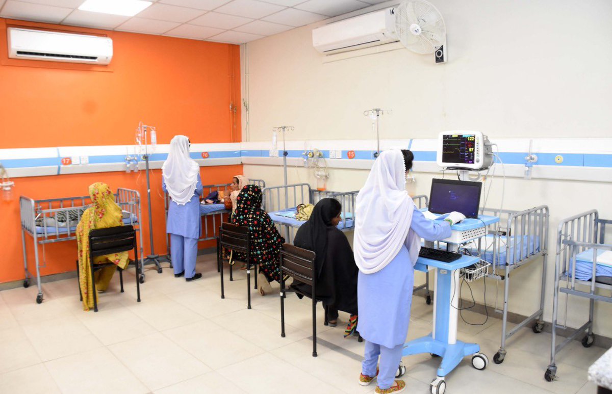 BakhtawarBZ's tweet photo. Meanwhile @BBhuttoZardari inaugurated another Children’s ER in Larkana. Also established in Nawabshah, Lyari &amp; a few in Karachi. Still waiting on PTI to sa-lie more 🥚excuses. No false cases, nab appearances or court stopping #PPP from delivering 🙌#NoGhostEmployeesInThisParty https://t.co/d2w1wCM3bg