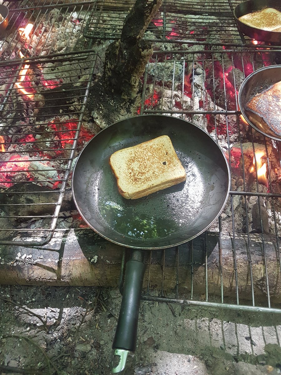 29thCroydon's tweet photo. Having cheesy dreams for lunch, the Cubs and Scouts making them! 

@ScoutingUK
#FoodMakers 
#CampFood 
#YouthLed https://t.co/unSSB6oIVr