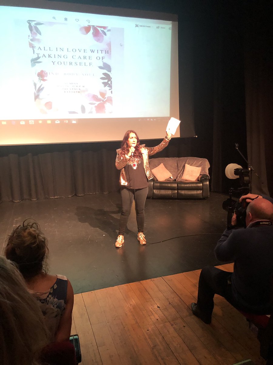 The gorgeous <a href="/WhatWillBee/">Bee Flanagan</a> kicking us off. #takingcareofme #takingcareofme2019 @RVenueTheatre <a href="/LillysPharmacy/">Lillys pharmacy</a>