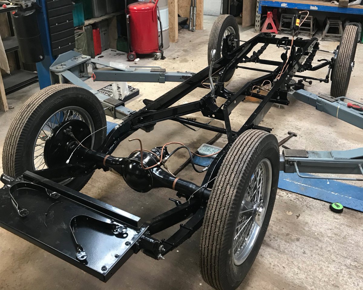 ExeEngineering's tweet photo. A little throwback to doing the chassis repairs and build on the 34 Wolseley Hornet EWS we have in for restoration...
#HotRivetting #Crafsmanship #Blacksmiths #Fabrication #Traditional #ExeterEngineering #Perfection #Wolseley #Hornet #Special #Eustace-Watkins https://t.co/hF5A26VUpq