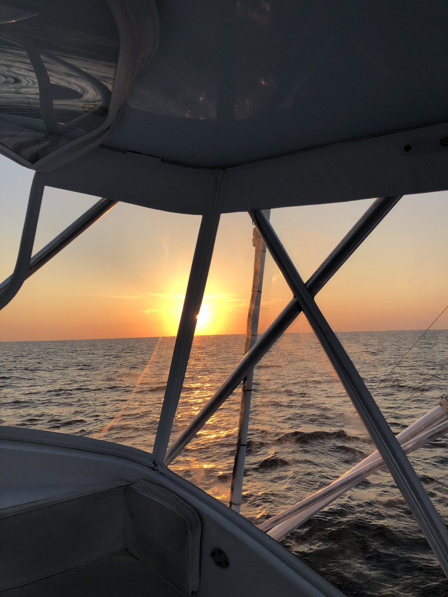 MatthewSCarrsr's tweet photo. Great Weekend fishing with the fellas in OBX! https://t.co/1ZsPr8I3Md