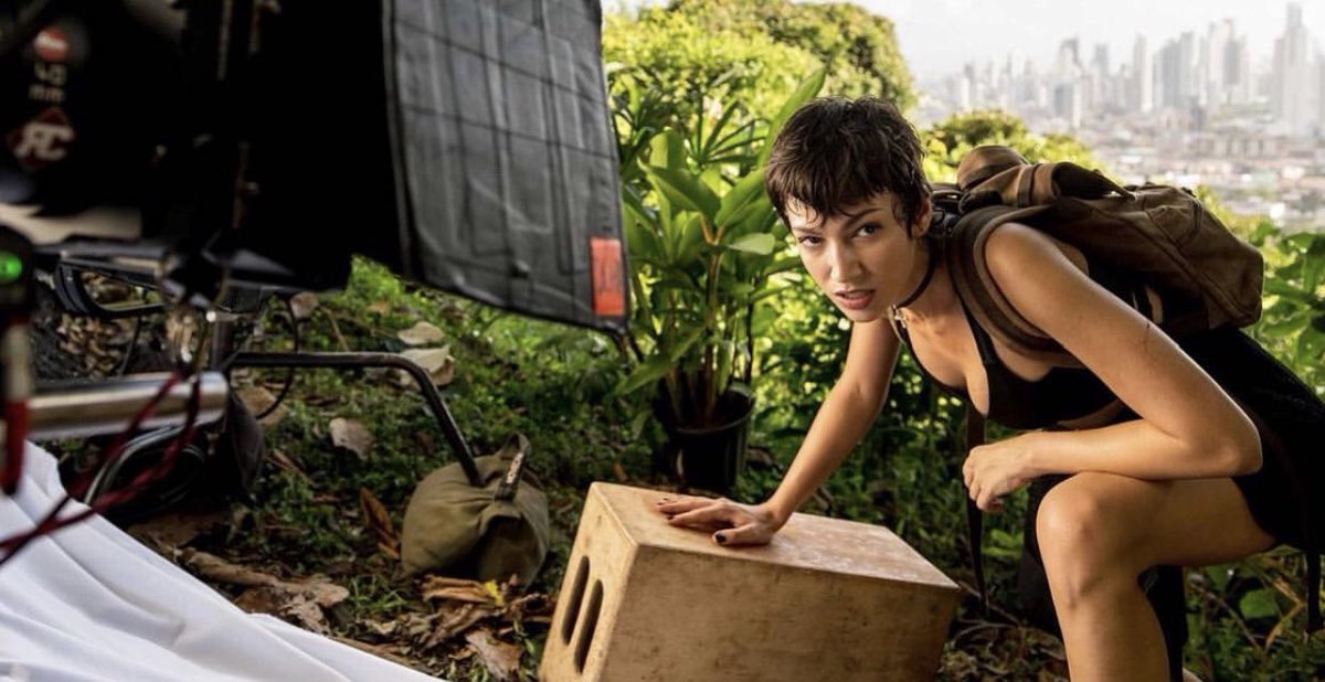 🎥 || BASTIDORES DA PARTE 3 DE LA CASA DE PAPEL

A série retorna dia 19 de julho.