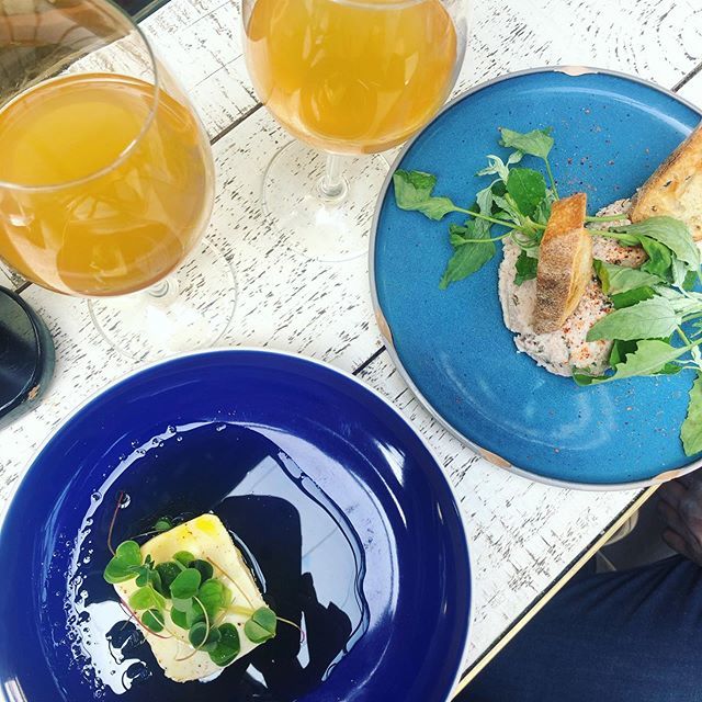 eatcolourfully's tweet photo. Rillette de lapin &amp; chèvre with some trés funky vin orange https://t.co/iS5xBPhLo3 https://t.co/B5zzMLJy32