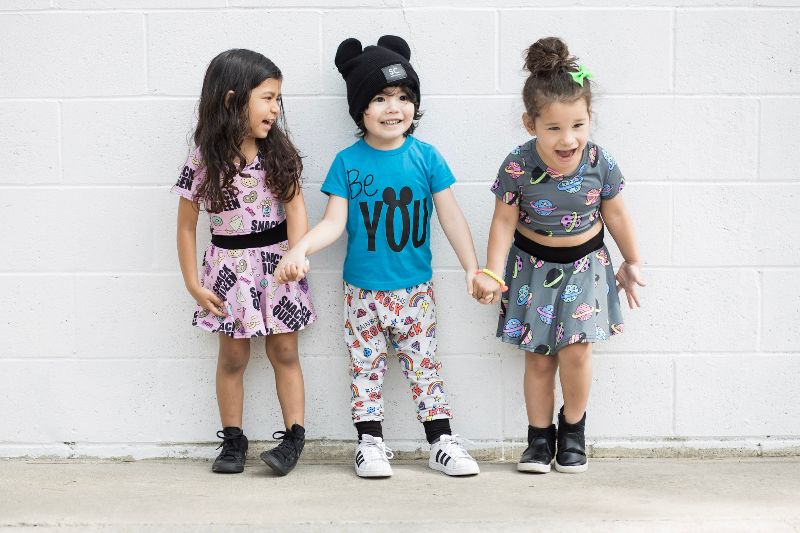 HipKidApparel's tweet photo. 🇺🇸 Let the Summer and Savings Begin! 🇺🇸 30% off with code LONGWEEKEND https://t.co/qhizRR10n3 https://t.co/YZNC6JIXlA