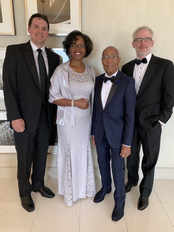 ctleeuro's tweet photo. Such a sad time as we mourn the loss of Dr. Bedford Waters. He was a true inspiration, mentor and friend for so many people. So glad he lived to accept the AUA Lifetime Achievement Award.@Denise_DDoc @MarkLitwinLA @SES_AUA @rfrankjones_uro @johnmarklacy https://t.co/Xe8BbllvOA