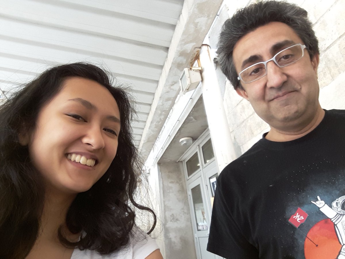 Premier vote pour ma fille aujourd'hui. Eh bien, ça fait quelque chose!