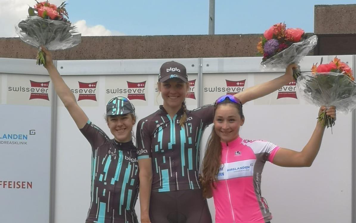 Equipe_PauleKa's tweet photo. REPORT: @JulieLeth8 wins Swissever GP Cham-Hagendorn, while teammate @ElizzyBanks finishes in second place. 

What a fantastic result 🥇🥈

Read all about our two podium places here 👉 https://t.co/I3HW7PkZKW

#chaseyourdreams https://t.co/XTrxxuwJuF