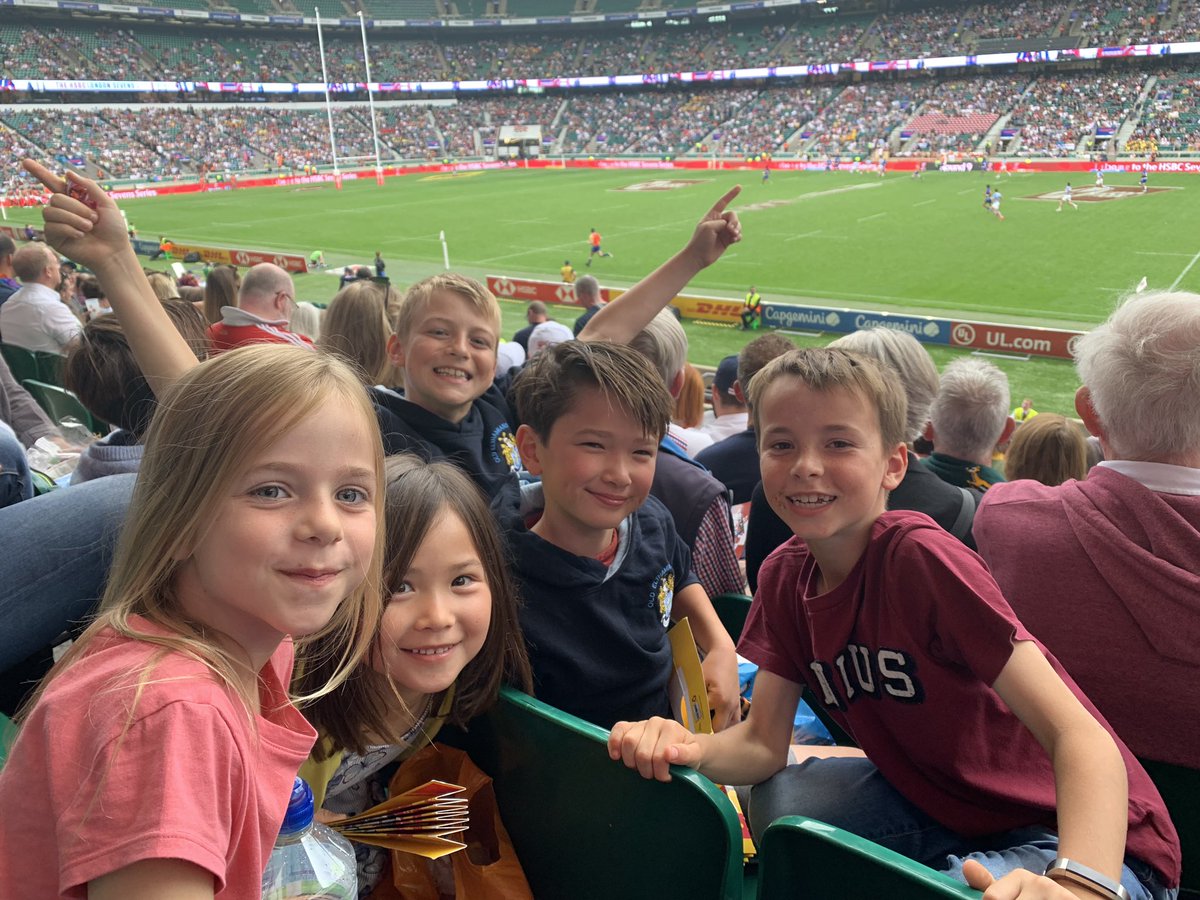 Shout out to The Barrett’s and Abbott’s L4 #London7s