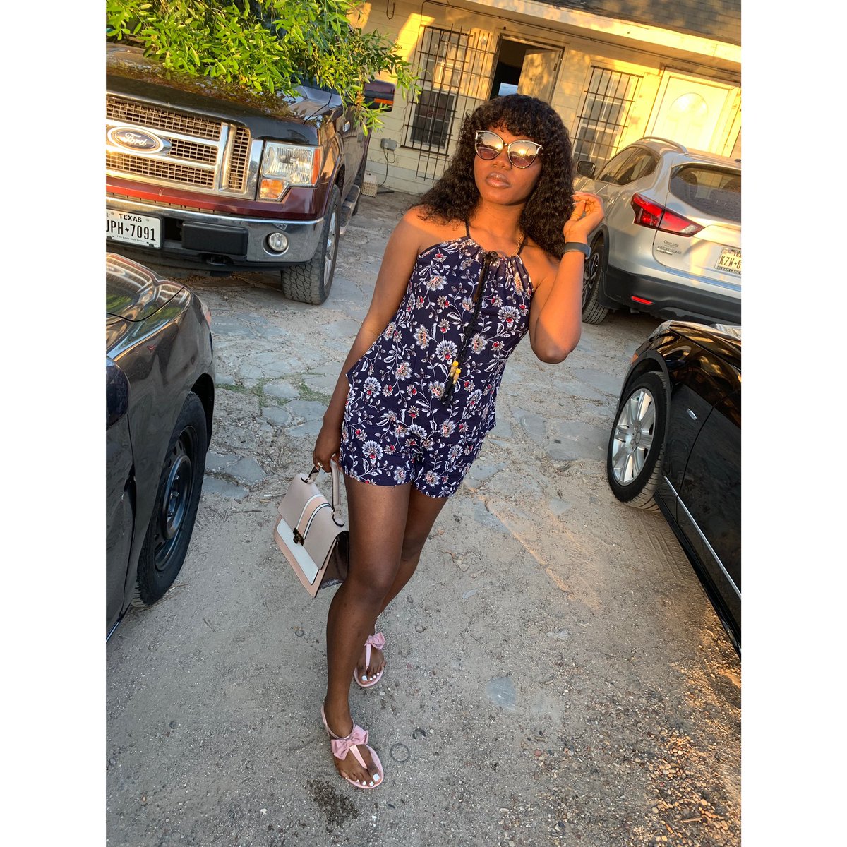 kunmii_xo's tweet photo. #MemorialWeekendParty๐คฉ๐ฅฐ๐ฅฐ๐ https://t.co/jlH8B2FqEz