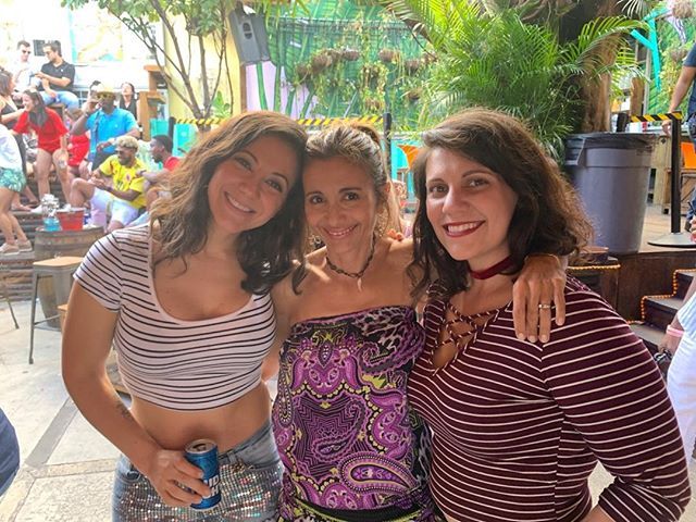 Catherineleads's tweet photo. El patio https://t.co/ZAzGZ2fRWK