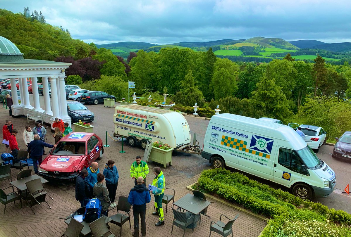 DaveLBywater's tweet image. Yay, the rain has stopped! Time for some outside simulations with @BASICSScotland Team. #PHECC #Peebles 🏴󠁧󠁢󠁳󠁣󠁴󠁿🚑